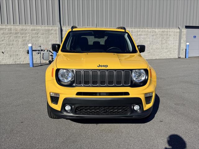 2023 Jeep Renegade Latitude 4x4 2023 Jeep Renegade Latitude 4x4