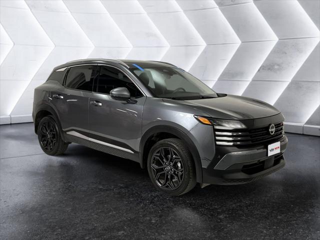 2025 Nissan Kicks SR FWD