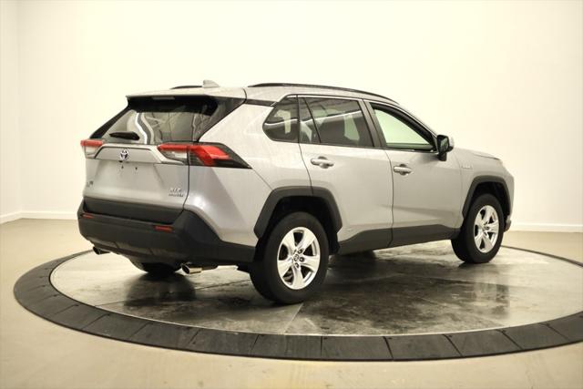 2021 Toyota RAV4 Hybrid XLE