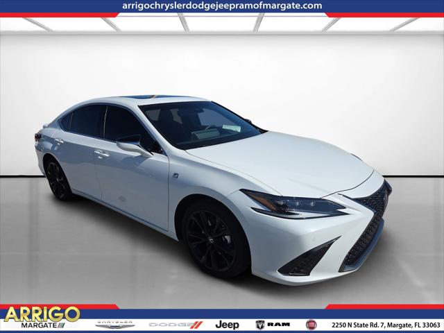 2023 Lexus ES 300h F SPORT Handling 2023 Lexus ES 300h F SPORT Handling