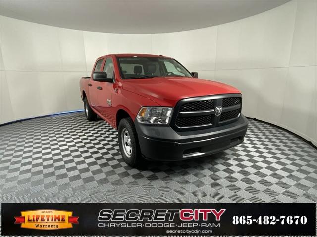 2022 RAM 1500 Classic Tradesman Crew Cab 4x4 57 Box 2022 RAM 1500 Classic Tradesman Crew Cab 4x4 57 Box