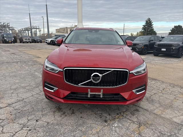 2019 Volvo XC60 Hybrid T8 Momentum 2019 Volvo XC60 Hybrid T8 Momentum