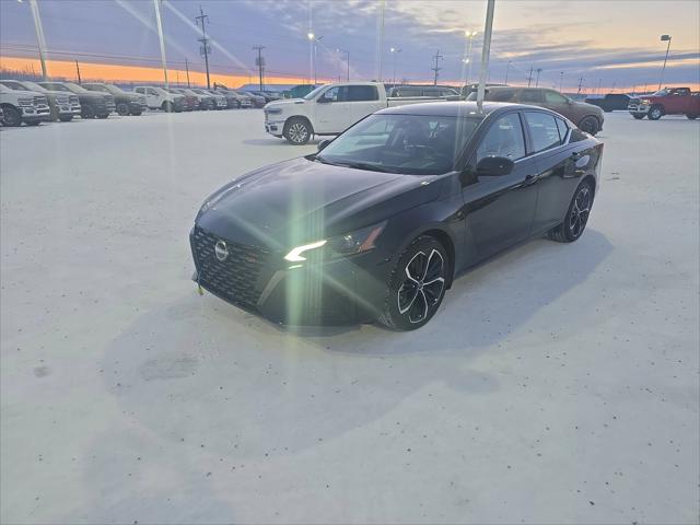 2023 Nissan Altima SR Intelligent AWD 2023 Nissan Altima SR Intelligent AWD