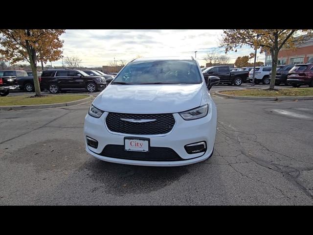 2024 Chrysler Pacifica Touring L 2024 Chrysler Pacifica Touring L