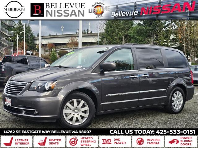 2016 Chrysler Town and Country Touring 2016 Chrysler Town and Country Touring