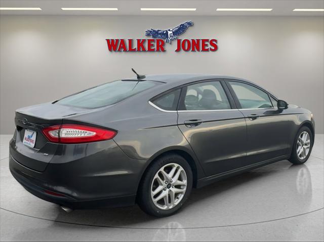 2016 Ford Fusion SE 2016 Ford Fusion SE
