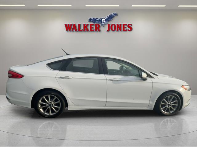 2017 Ford Fusion SE 2017 Ford Fusion SE