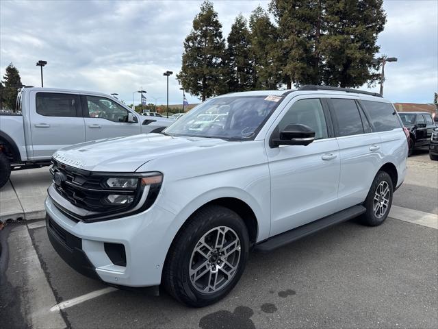 2025 Ford Expedition Active 2025 Ford Expedition Active