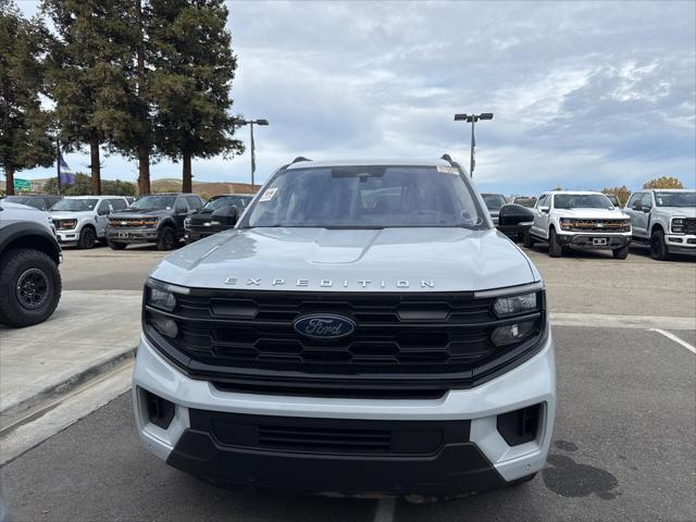 2025 Ford Expedition Active 2025 Ford Expedition Active