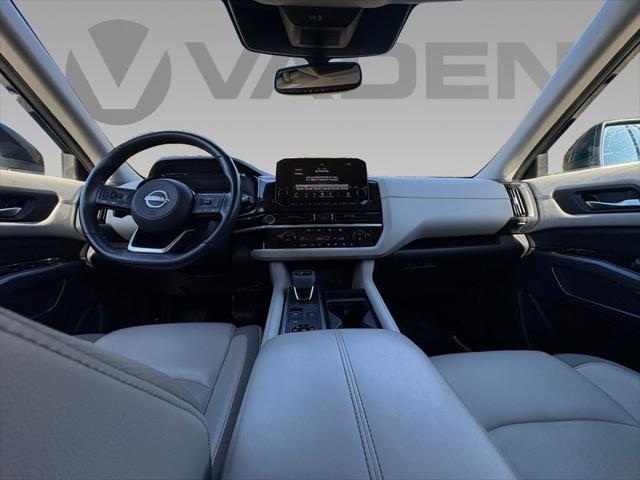 2022 Nissan Pathfinder SL 4WD