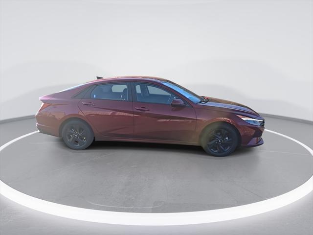 2023 Hyundai Elantra SEL 2023 Hyundai Elantra SEL