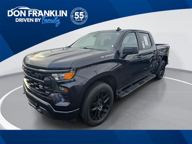 2022 Chevrolet Silverado 1500 4WD Crew Cab Short Bed Custom 2022 Chevrolet Silverado 1500 4WD Crew Cab Short Bed Custom