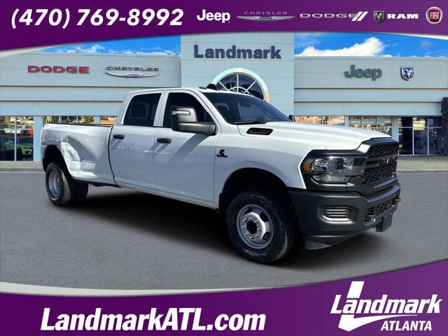 2024 RAM 3500 Tradesman Crew Cab 4x4 8 Box