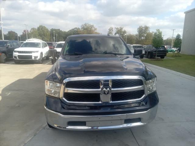 2021 RAM 1500 Classic Tradesman Crew Cab 4x4 57 Box 2021 RAM 1500 Classic Tradesman Crew Cab 4x4 57 Box