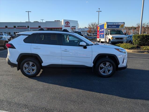 2025 Toyota RAV4 XLE 2025 Toyota RAV4 XLE