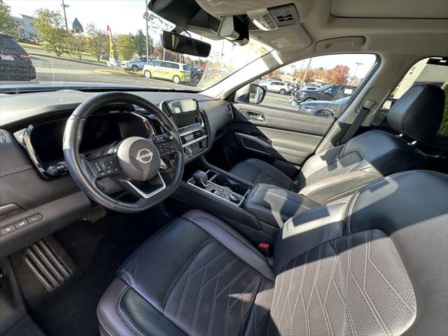 2023 Nissan Pathfinder Platinum 4WD 2023 Nissan Pathfinder Platinum 4WD