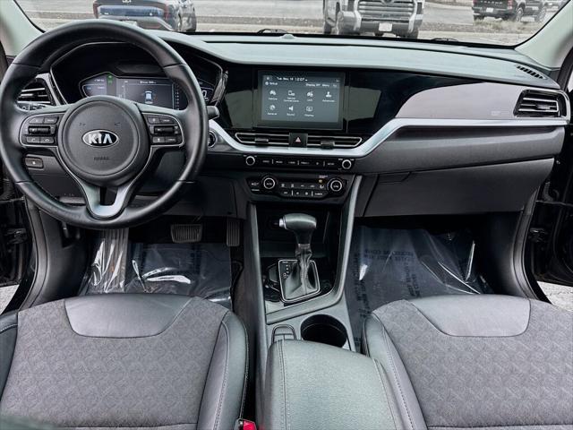 2020 Kia Niro Touring 2020 Kia Niro Touring