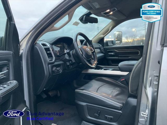 2019 RAM 3500 Laramie Crew Cab 4x4 64 Box