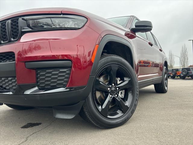 2023 Jeep Grand Cherokee L Altitude 4x4 2023 Jeep Grand Cherokee L Altitude 4x4