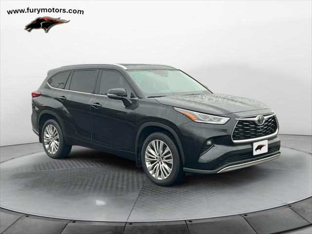 2023 Toyota Highlander Platinum