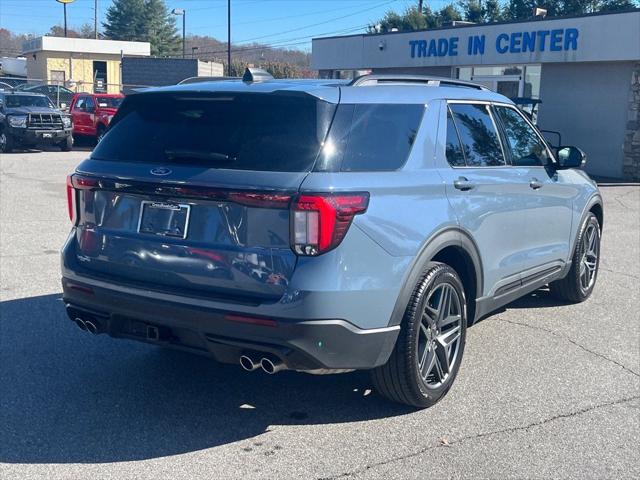 2025 Ford Explorer ST 2025 Ford Explorer ST
