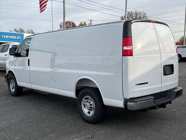 2025 Chevrolet Express Cargo Van RWD 2500 Extended Wheelbase WT