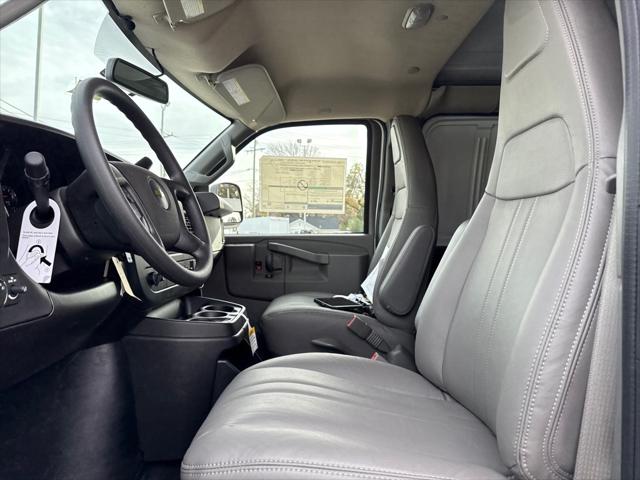 2025 Chevrolet Express Cargo Van RWD 2500 Extended Wheelbase WT