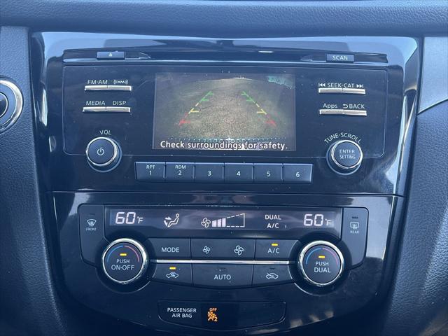 2014 Nissan Rogue SV 2014 Nissan Rogue SV