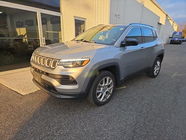 2022 Jeep Compass Latitude Lux 4x4 2022 Jeep Compass Latitude Lux 4x4
