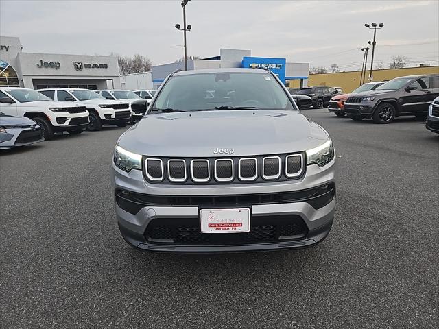 2022 Jeep Compass Latitude Lux 4x4 2022 Jeep Compass Latitude Lux 4x4