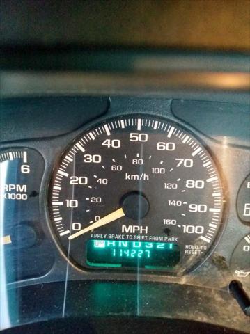 2000 Chevrolet Silverado 1500 Reg Cab 119.0 WB 2000 Chevrolet Silverado 1500 Reg Cab 119.0 WB