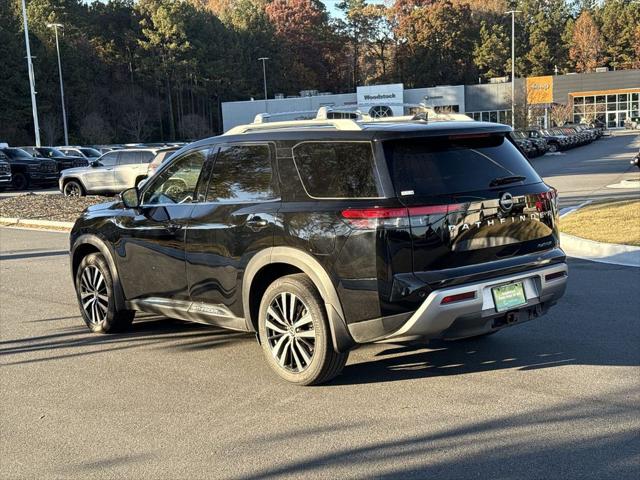 2024 Nissan Pathfinder Platinum FWD 2024 Nissan Pathfinder Platinum FWD