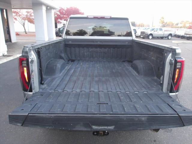 2024 GMC Sierra 2500HD 4WD Crew Cab Standard Bed AT4
