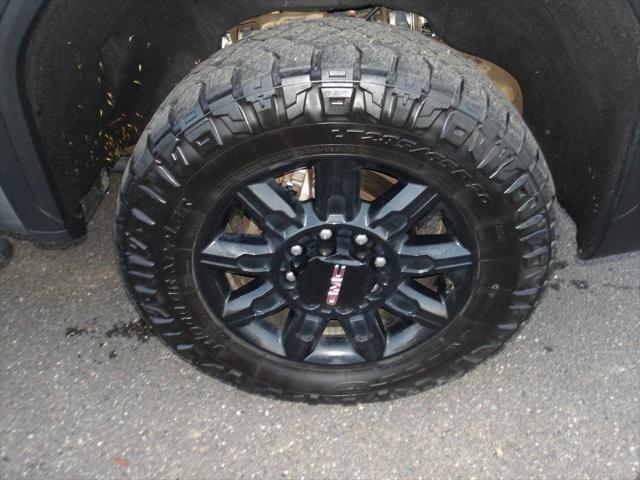 2024 GMC Sierra 2500HD 4WD Crew Cab Standard Bed AT4