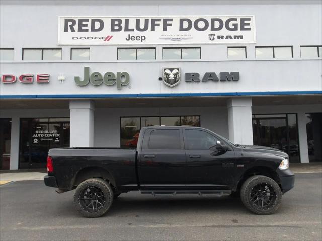 2017 RAM 1500 Tradesman Crew Cab 4x4 64 Box 2017 RAM 1500 Tradesman Crew Cab 4x4 64 Box