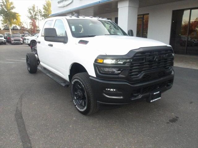 2025 Ram 2500 Tradesman Crew Cab 4x4 8' Box