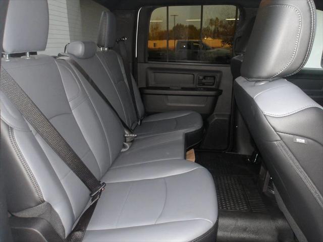 2025 Ram 2500 Tradesman Crew Cab 4x4 8' Box
