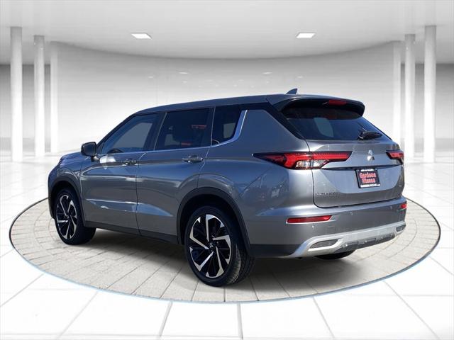 2024 Mitsubishi Outlander SE Black Edition S-AWC