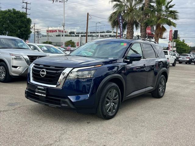 2024 Nissan Pathfinder SV FWD 2024 Nissan Pathfinder SV FWD