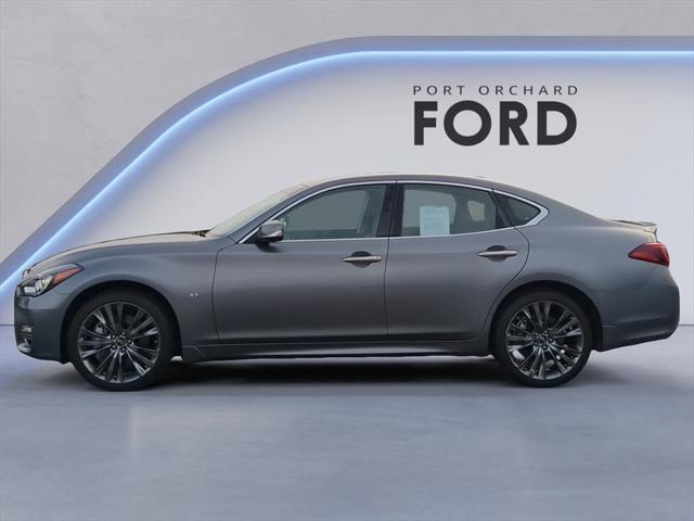 2019 INFINITI Q70 3.7X LUXE 2019 INFINITI Q70 3.7X LUXE