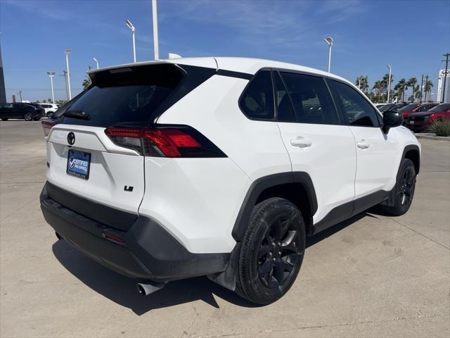 2024 Toyota RAV4 LE