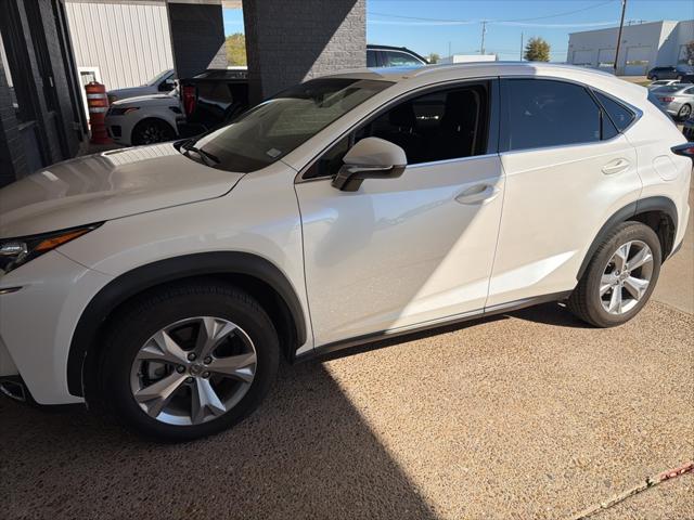 2017 Lexus NX 200t 200t 2017 Lexus NX 200t 200t