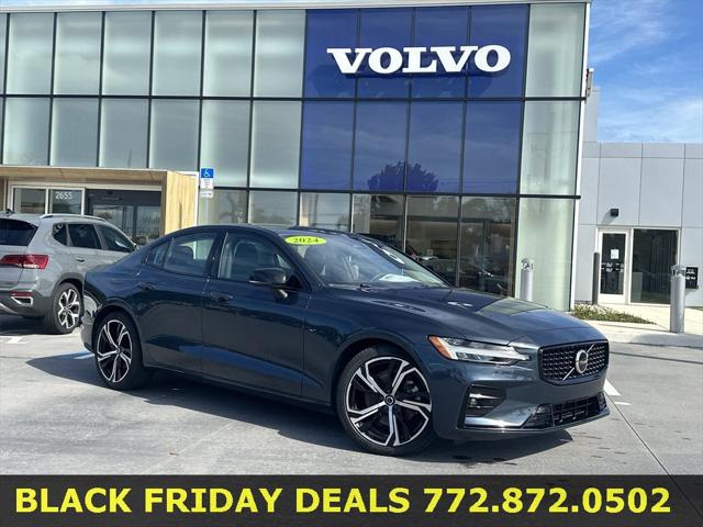 2024 Volvo S60 B5 Core Dark Theme 2024 Volvo S60 B5 Core Dark Theme