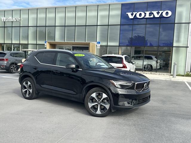 2024 Volvo XC40 B5 Core