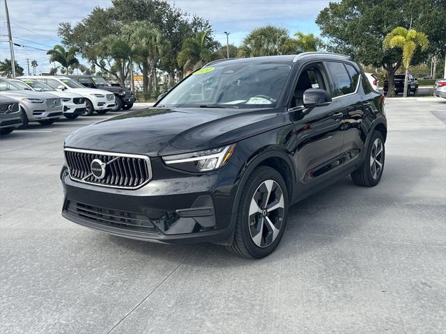 2024 Volvo XC40 B5 Core