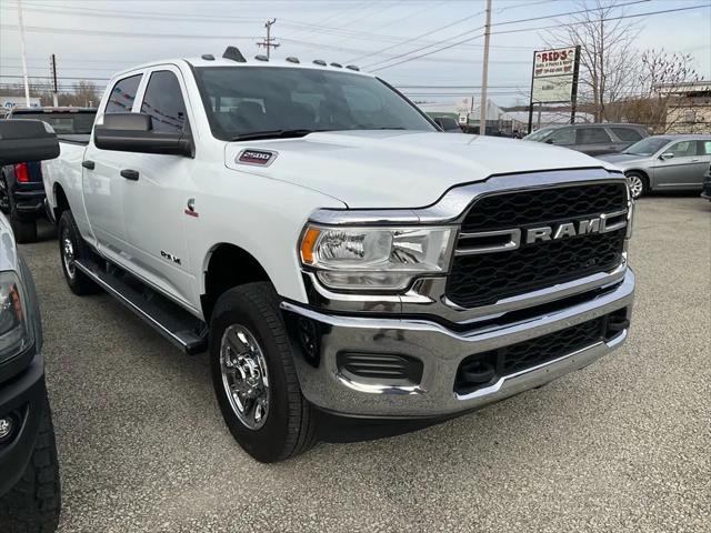 2022 RAM 2500 Tradesman Crew Cab 4x4 64 Box 2022 RAM 2500 Tradesman Crew Cab 4x4 64 Box