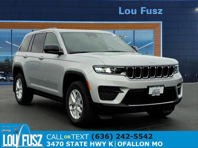 2025 Jeep Grand Cherokee GRAND CHEROKEE LAREDO X 4X4 2025 Jeep Grand Cherokee GRAND CHEROKEE LAREDO X 4X4