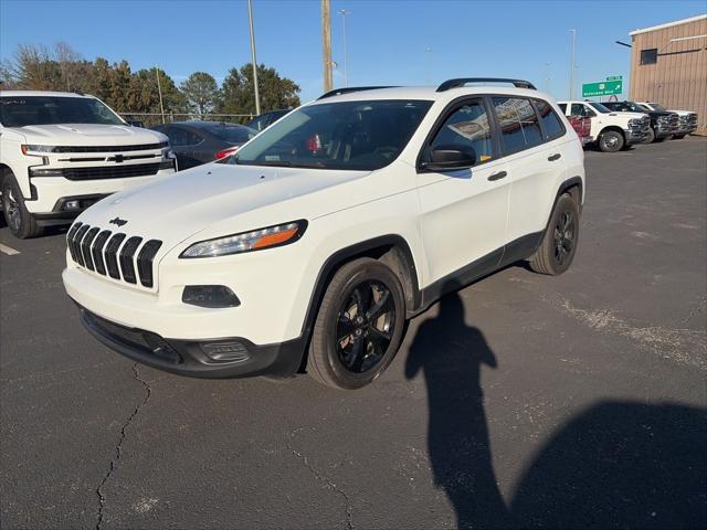 2017 Jeep Cherokee Altitude FWD 2017 Jeep Cherokee Altitude FWD