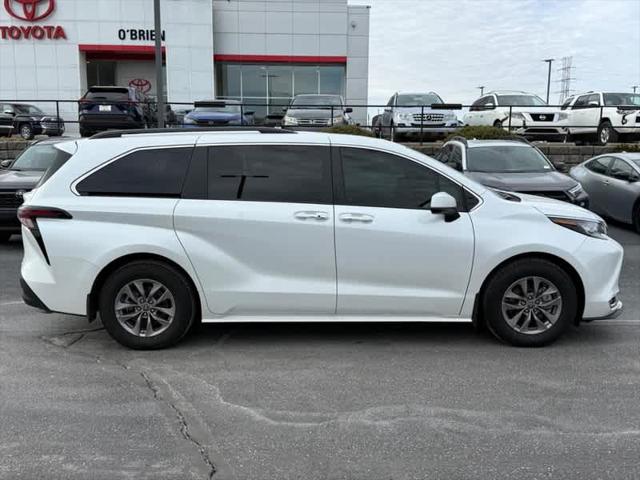 2023 Toyota Sienna XLE