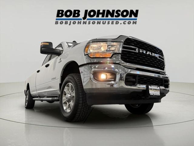2024 RAM 3500 Big Horn Crew Cab 4x4 8 Box